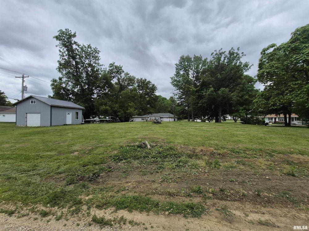 Currently Displayed Property Photo