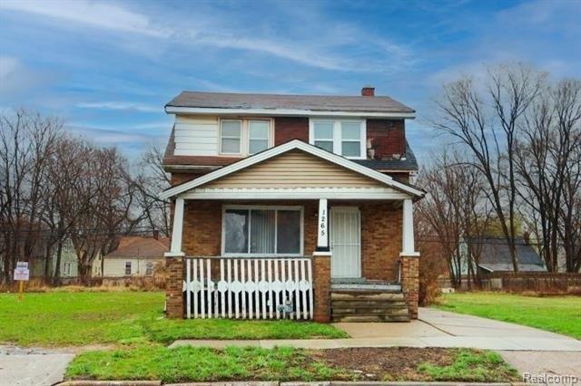 Currently Displayed Property Photo