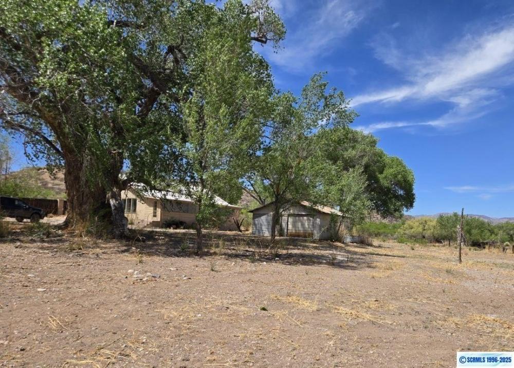Currently Displayed Property Photo