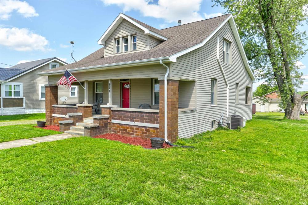 Currently Displayed Property Photo