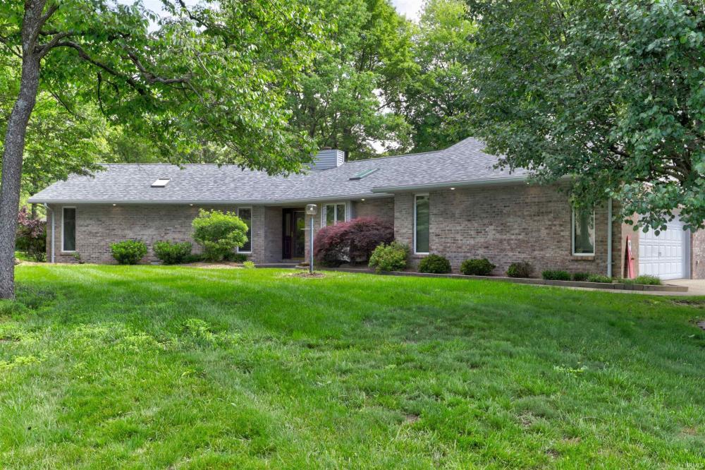Currently Displayed Property Photo