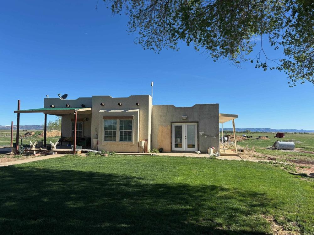 Currently Displayed Property Photo