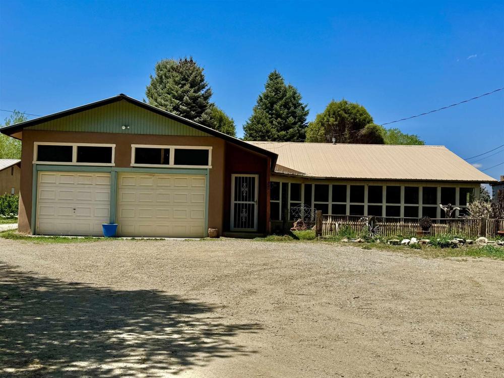 Currently Displayed Property Photo