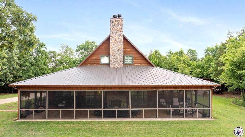 Currently Displayed Property Photo