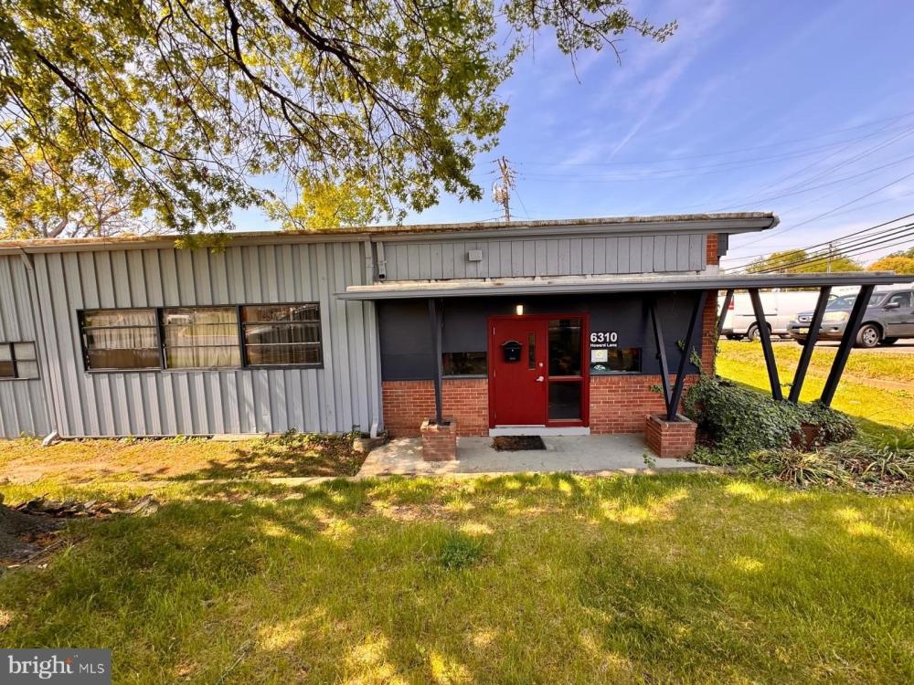 Currently Displayed Property Photo