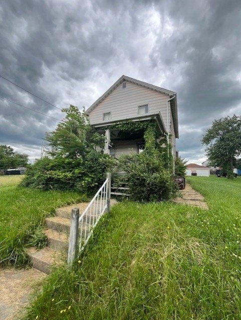 Currently Displayed Property Photo