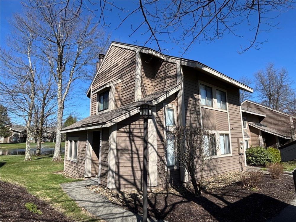 Currently Displayed Property Photo